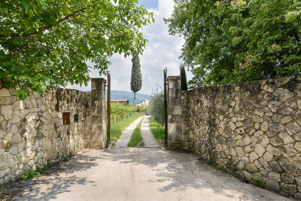 B&B Corte Jago Negrar Exteriör bild