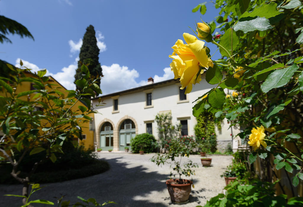 B&B Corte Jago Negrar Exteriör bild